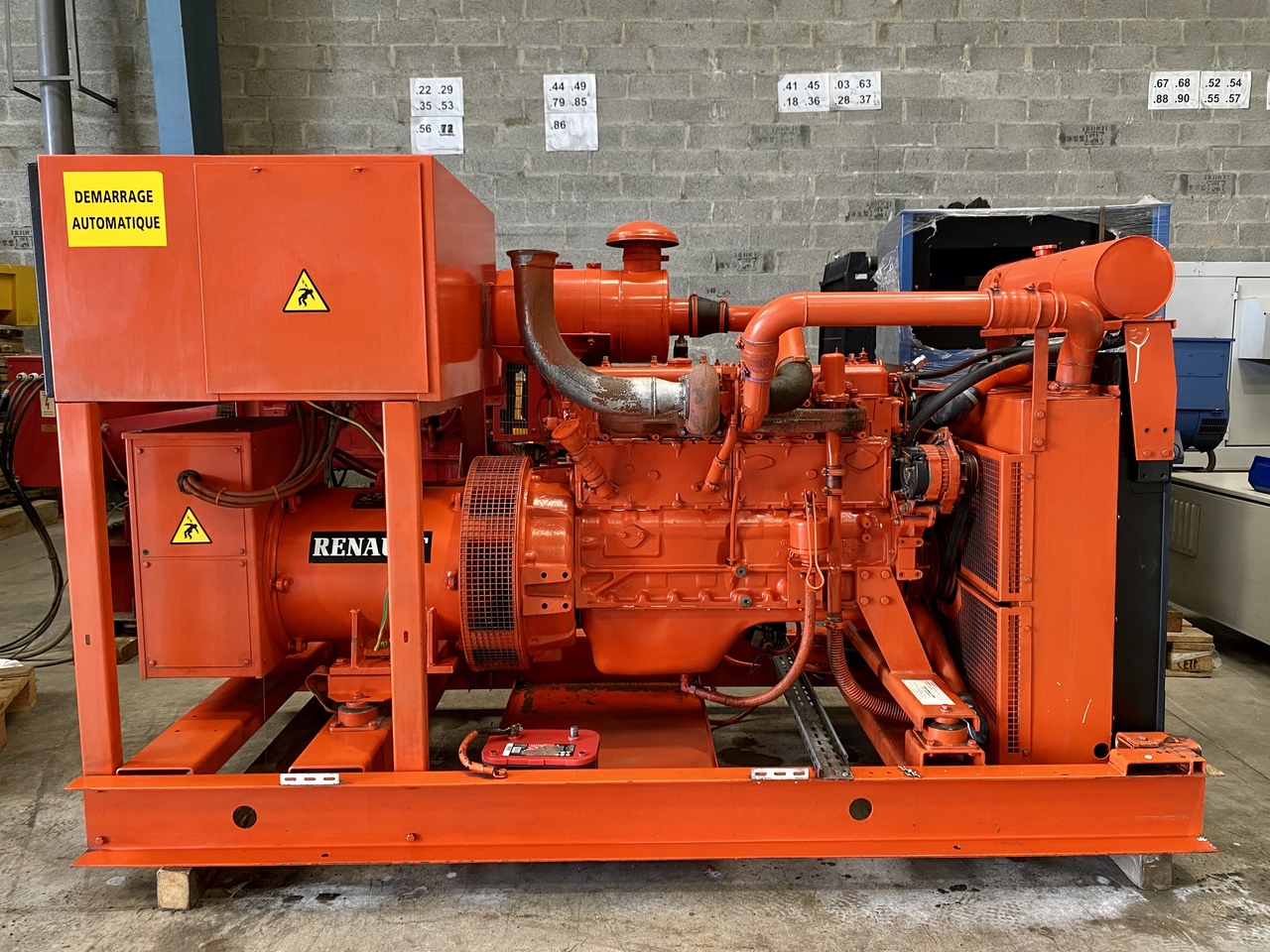 RENAULT 115 kVa diesel - Электрогенератор: фото 1 RENAULT 115 kVa diesel - Электрогенератор: фото 1