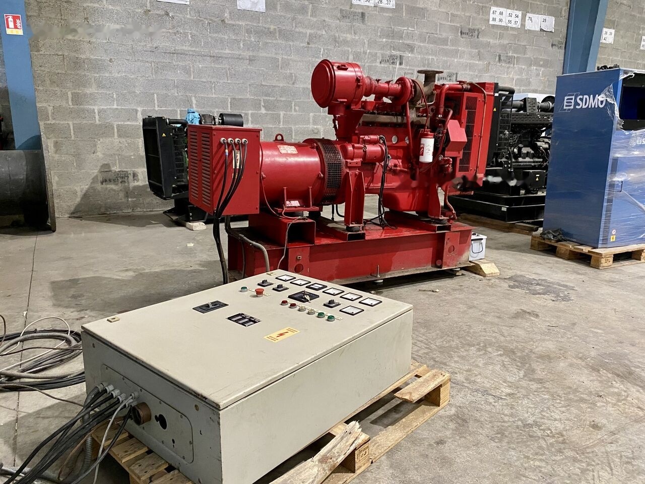 SDMO 110 kVa - Электрогенератор: фото 1 SDMO 110 kVa - Электрогенератор: фото 1