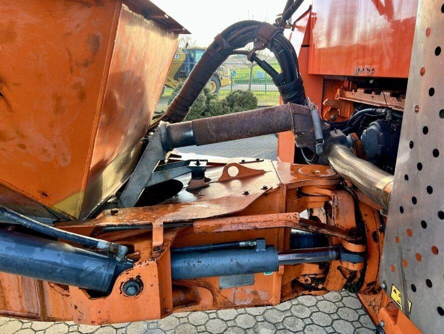 Сочленённый самосвал Doosan DA30: фото 13