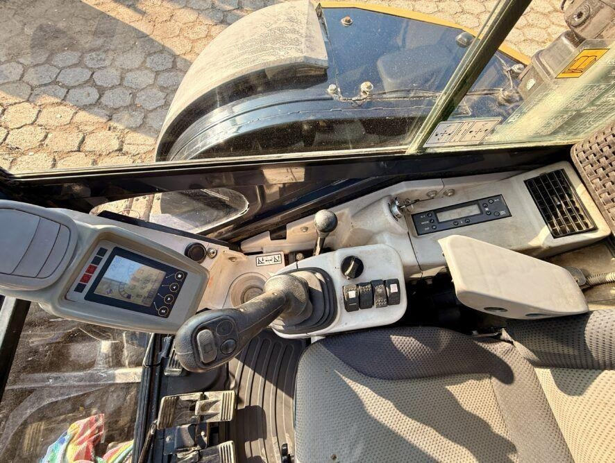 Мини-экскаватор Hitachi ZX55U-5A: фото 17 Мини-экскаватор Hitachi ZX55U-5A: фото 17