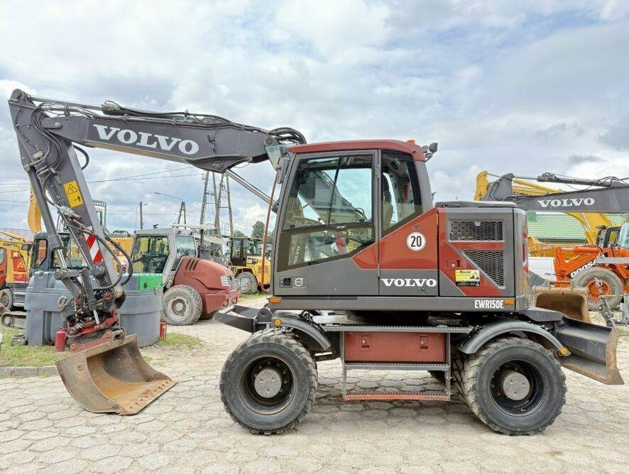 Volvo EWR150E - Колёсный экскаватор: фото 2 Volvo EWR150E - Колёсный экскаватор: фото 2