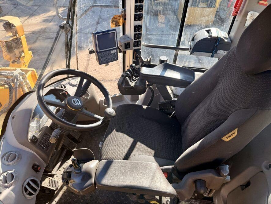 Volvo L110H  - Колёсный погрузчик: фото 4 Volvo L110H  - Колёсный погрузчик: фото 4