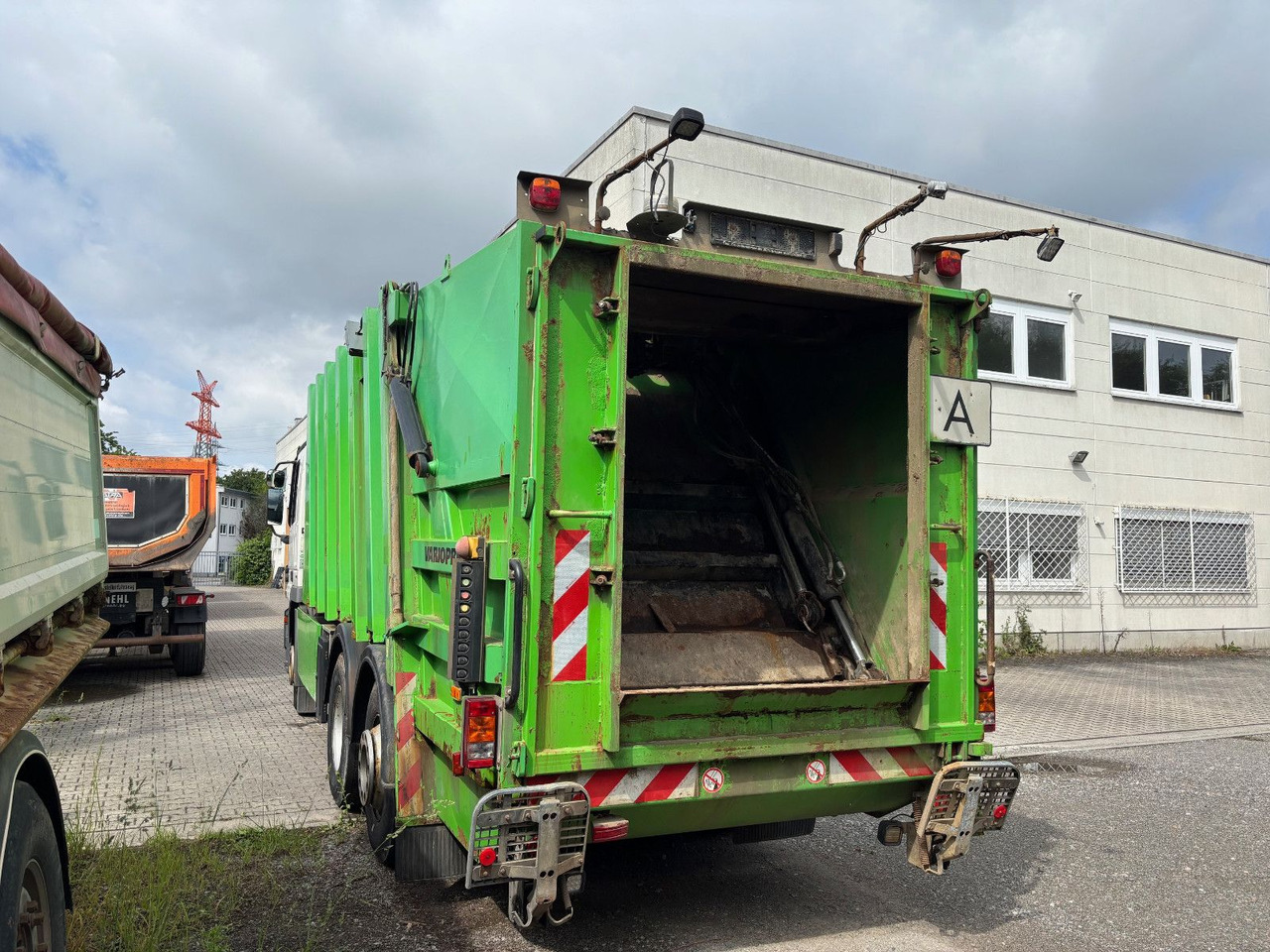 Мусоровоз Mercedes-Benz 2532L EU5/Zöller Schüttung/VarioPress/Blatt-Luft: фото 8