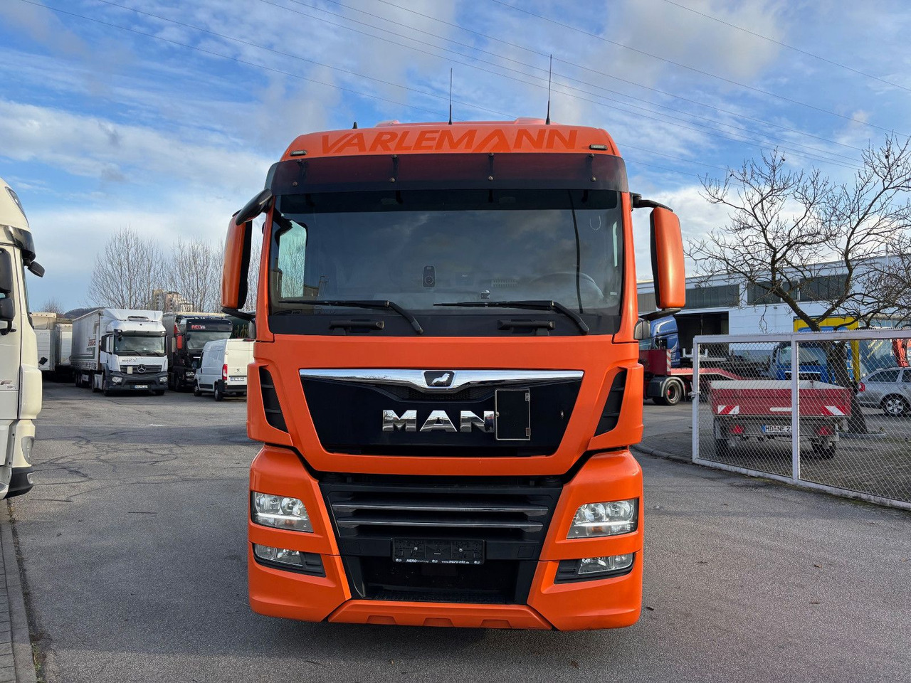 MAN TGX 18.500 XXL HUBSATTELLKUPLUNG - Тягач: фото 3 MAN TGX 18.500 XXL HUBSATTELLKUPLUNG - Тягач: фото 3