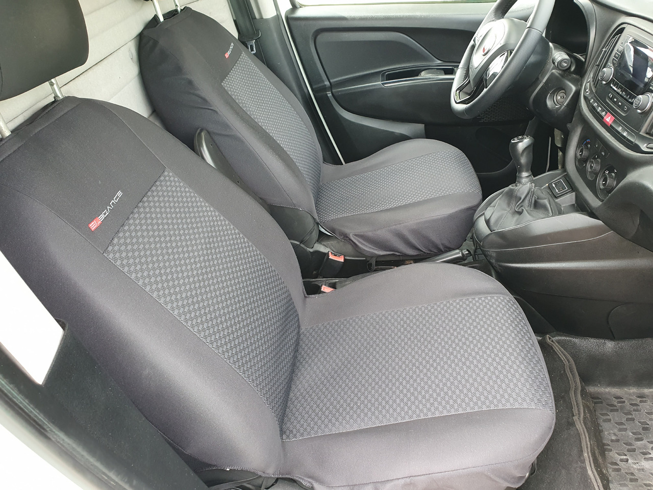 FIAT DOBLO LONG CHLODNIA carrier+230v KLIMA EURO6 - Фургон-рефрижератор: фото 3 FIAT DOBLO LONG CHLODNIA carrier+230v KLIMA EURO6 - Фургон-рефрижератор: фото 3