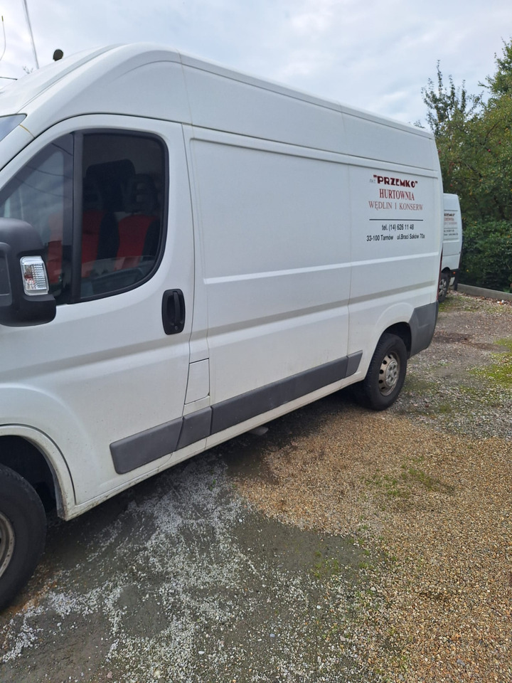 FIAT DUCATO L2H2 CHLODNIA CARRIER KLIMA EURO5 - Фургон-рефрижератор: фото 3 FIAT DUCATO L2H2 CHLODNIA CARRIER KLIMA EURO5 - Фургон-рефрижератор: фото 3