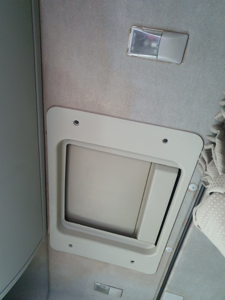 Тягач RENAULT PREMIUM  AUTOMAT KLIMA WEBASTO ALU FELGI   EURO5 [ Copy ] [ Copy ]: фото 16