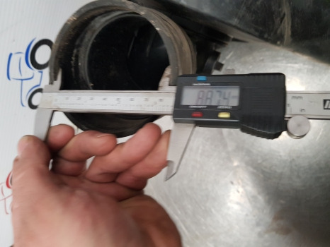 Claas Ares 656rc, 640, Ares , Air Cleaner Filter Box 7700070229, 7700063171 - Система впуска: фото 5 Claas Ares 656rc, 640, Ares , Air Cleaner Filter Box 7700070229, 7700063171 - Система впуска: фото 5