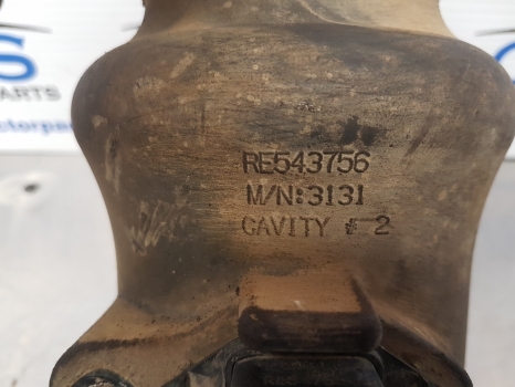 Claas Arion 530, 500 Air Intake Tube And Sensor 0021666020, 0011453630 - Система впуска: фото 3 Claas Arion 530, 500 Air Intake Tube And Sensor 0021666020, 0011453630 - Система впуска: фото 3