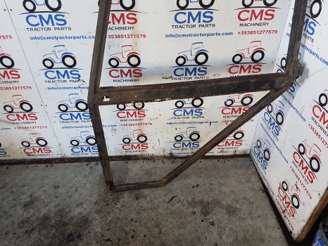 David Brown Case 1490, 1494, 1390, 1394 Cab Door Frame Left K303283 - Дверь и запчасти для Тракторов: фото 2 David Brown Case 1490, 1494, 1390, 1394 Cab Door Frame Left K303283 - Дверь и запчасти для Тракторов: фото 2