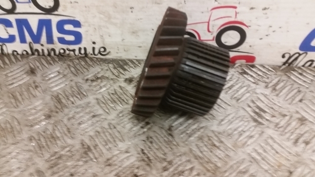 Deutz Agrotron 150 Transmission Hub Gear Z32 Zf2093314004, 04427567 - Трансмиссия для Тракторов: фото 1 Deutz Agrotron 150 Transmission Hub Gear Z32 Zf2093314004, 04427567 - Трансмиссия для Тракторов: фото 1