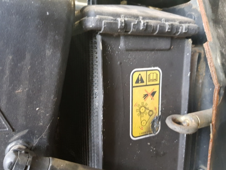 Deutz Agrotron M620, M610, Ttv Engine Water Cooling Radiator 0.015.4317.4/20 - Радиатор: фото 1 Deutz Agrotron M620, M610, Ttv Engine Water Cooling Radiator 0.015.4317.4/20 - Радиатор: фото 1