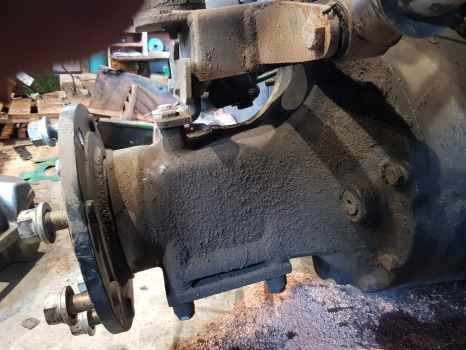 Deutz Agrotron M620 Rear Axle Hub Complete Rhs 0.900.0955.0, 0.900.1363.9 - Задняя ось: фото 4 Deutz Agrotron M620 Rear Axle Hub Complete Rhs 0.900.0955.0, 0.900.1363.9 - Задняя ось: фото 4