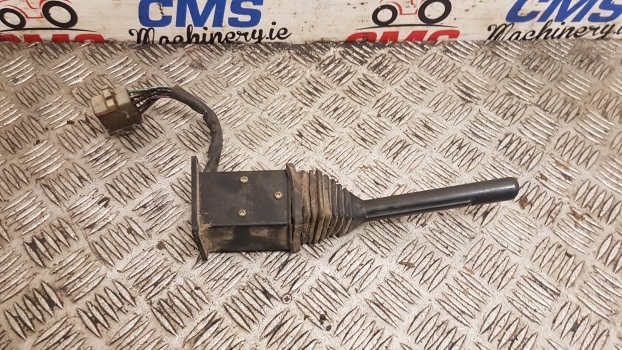 Fiat 90 Series 100-90, 80-90, 110-90, 90-90 Indicator Switch 5143662 - Электрическая система для Тракторов: фото 3 Fiat 90 Series 100-90, 80-90, 110-90, 90-90 Indicator Switch 5143662 - Электрическая система для Тракторов: фото 3