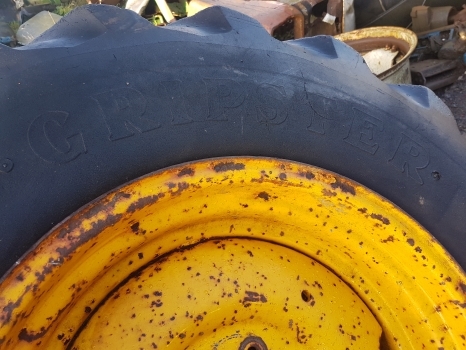Ford 4550 Rear Wheel Rim And Tyre 18.4-26, 5% Grip, 6 Inches Centre Hole - Колесо для Тракторов: фото 4 Ford 4550 Rear Wheel Rim And Tyre 18.4-26, 5% Grip, 6 Inches Centre Hole - Колесо для Тракторов: фото 4