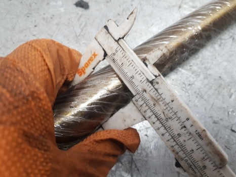 Приводный вал для Тракторов Ford 6810, 7610, 7810, 7910 Carraro 709 Front Axle Drive Shaft Car121566: фото 10
