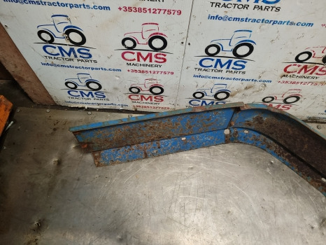 Ford 7840, 6640, 40 Series, Cab Mudguard Pair 82003106, 82003105 - Крыло: фото 5 Ford 7840, 6640, 40 Series, Cab Mudguard Pair 82003106, 82003105 - Крыло: фото 5