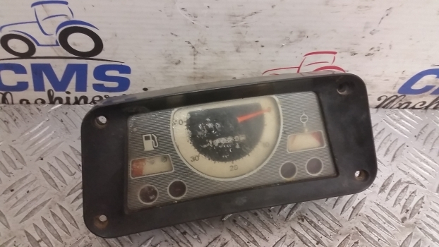 Ford Dashboard, Clock, Instrument Cluster D8nn10849sa D8nn10849 543rw8y - Приборная панель для Тракторов: фото 1 Ford Dashboard, Clock, Instrument Cluster D8nn10849sa D8nn10849 543rw8y - Приборная панель для Тракторов: фото 1