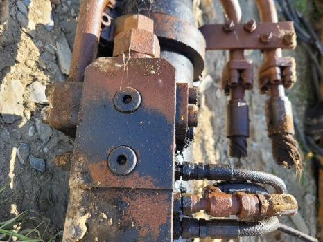 Hyundai Hx220lc Boom Lift Ram Check, Safety Lock Valve 31q6-55012gg - Гидравлика для Экскаваторов: фото 2 Hyundai Hx220lc Boom Lift Ram Check, Safety Lock Valve 31q6-55012gg - Гидравлика для Экскаваторов: фото 2