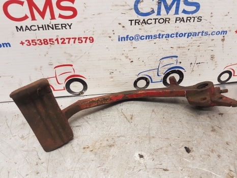 International Case 84,85 Series 784, 785, 684, 685, 585 Clutch Pedal 1500212c92 - Сцепление и запчасти для Тракторов: фото 1 International Case 84,85 Series 784, 785, 684, 685, 585 Clutch Pedal 1500212c92 - Сцепление и запчасти для Тракторов: фото 1