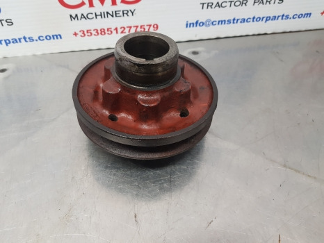 John Deere 1630, 2030, 1950 Crankshaft Pulley R59312 - Натяжитель ремня для Сельскохозяйственной техники: фото 2 John Deere 1630, 2030, 1950 Crankshaft Pulley R59312 - Натяжитель ремня для Сельскохозяйственной техники: фото 2
