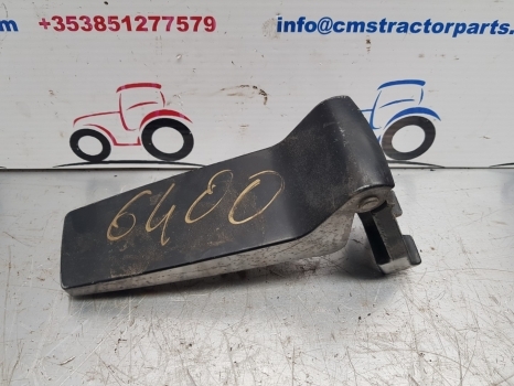 John Deere 6000,6010 Series Lower Right Hand Side Door Hinge Re46592, Al71325 - Дверь и запчасти для Тракторов: фото 3 John Deere 6000,6010 Series Lower Right Hand Side Door Hinge Re46592, Al71325 - Дверь и запчасти для Тракторов: фото 3