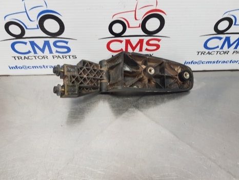 John Deere 6115m, 6m, 6020, 6030 Series, Door Hinge Lhs Al228236, Al179831 - Дверь и запчасти: фото 2 John Deere 6115m, 6m, 6020, 6030 Series, Door Hinge Lhs Al228236, Al179831 - Дверь и запчасти: фото 2