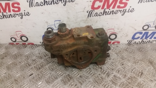 John Deere 6400 6300 Hydraulic Valve Housing. For Spare Parts. - Гидравлический клапан для Тракторов: фото 1 John Deere 6400 6300 Hydraulic Valve Housing. For Spare Parts. - Гидравлический клапан для Тракторов: фото 1