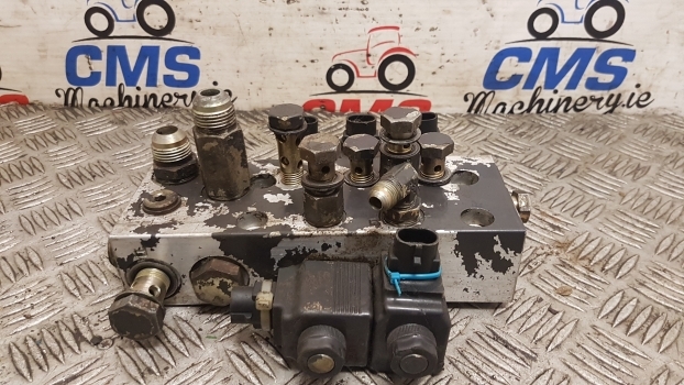 Landini Mythos 115 Transmission Hydraulic Valve Block 3648149m91, 3655022m91 - Гидравлический клапан для Тракторов: фото 4 Landini Mythos 115 Transmission Hydraulic Valve Block 3648149m91, 3655022m91 - Гидравлический клапан для Тракторов: фото 4