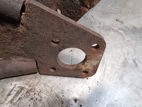 Manitou Mlt 634-120, 630, 634, 731, Front Mudguard Bracket Kit 237487, 237488 - Крыло: фото 5 Manitou Mlt 634-120, 630, 634, 731, Front Mudguard Bracket Kit 237487, 237488 - Крыло: фото 5