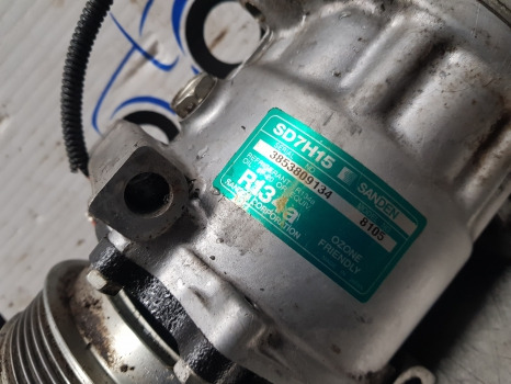 Manitou Mlt735-120 Lsu Air Conditioning Compressor 52500571, 700002038 - Часть системы кондиционирования: фото 2 Manitou Mlt735-120 Lsu Air Conditioning Compressor 52500571, 700002038 - Часть системы кондиционирования: фото 2