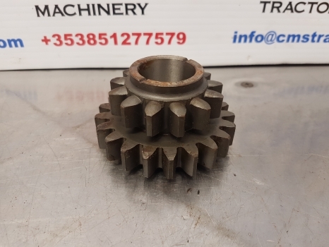 Massey Ferguson 100, 200, 300, 500, 4200 Reverse Idle Gear 13x21 1660919m1 - Коробка передач для Тракторов: фото 1 Massey Ferguson 100, 200, 300, 500, 4200 Reverse Idle Gear 13x21 1660919m1 - Коробка передач для Тракторов: фото 1