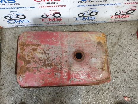 Massey Ferguson 135 Solid Original Fuel Tank 897401m91, 897390m91, 897390m91 - Топливный бак для Тракторов: фото 2 Massey Ferguson 135 Solid Original Fuel Tank 897401m91, 897390m91, 897390m91 - Топливный бак для Тракторов: фото 2