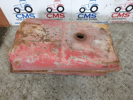 Massey Ferguson 135 Solid Original Fuel Tank 897401m91, 897390m91, 897390m91 - Топливный бак для Тракторов: фото 1 Massey Ferguson 135 Solid Original Fuel Tank 897401m91, 897390m91, 897390m91 - Топливный бак для Тракторов: фото 1