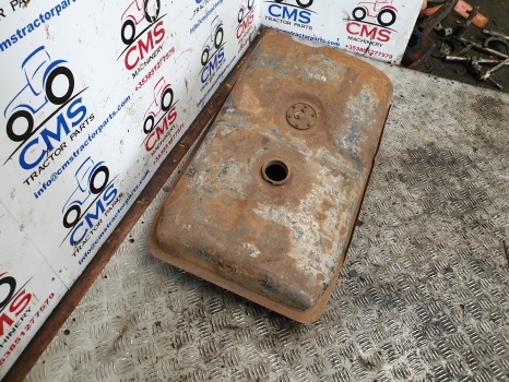 Massey Ferguson 20d, 20e, 30e, 30h, 40e Original Fuel Tank 1672762m91 - Топливный бак для Тракторов: фото 5 Massey Ferguson 20d, 20e, 30e, 30h, 40e Original Fuel Tank 1672762m91 - Топливный бак для Тракторов: фото 5