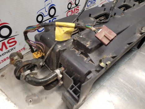 Massey Ferguson 4355, 4245, 4255, 4260, 4270 Cab Air Heater Unit 3807646m91 - Часть системы кондиционирования: фото 3 Massey Ferguson 4355, 4245, 4255, 4260, 4270 Cab Air Heater Unit 3807646m91 - Часть системы кондиционирования: фото 3