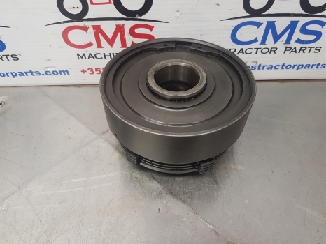 Massey Ferguson 5455 Clutch Front Axle Wheel Drive 3713516m13 - Передняя ось для Тракторов: фото 3 Massey Ferguson 5455 Clutch Front Axle Wheel Drive 3713516m13 - Передняя ось для Тракторов: фото 3