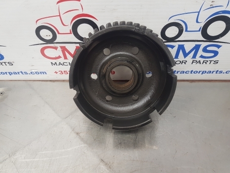 Massey Ferguson 5455 Pinion Front Axle Wheel Drive 3798830m92 - Передняя ось для Тракторов: фото 4 Massey Ferguson 5455 Pinion Front Axle Wheel Drive 3798830m92 - Передняя ось для Тракторов: фото 4