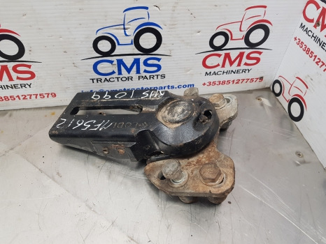 Massey Ferguson 5612, 5712, 5450 Mudguard Hub Bracket Assy Rhs 3909419m91 - Крыло: фото 3 Massey Ferguson 5612, 5712, 5450 Mudguard Hub Bracket Assy Rhs 3909419m91 - Крыло: фото 3