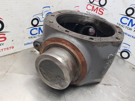 Massey Ferguson 5612 Front Axle Centre Housing 7300111301, 730.01.113.61 - Передняя ось для Тракторов: фото 2 Massey Ferguson 5612 Front Axle Centre Housing 7300111301, 730.01.113.61 - Передняя ось для Тракторов: фото 2