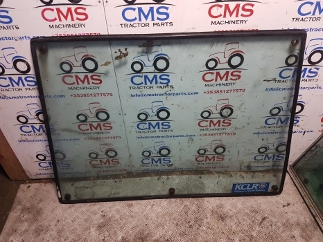 Massey Ferguson 690, 665, 698, 699 Cab Front Glass Windscreen Tg1246 - Ветровое стекло для Тракторов: фото 1 Massey Ferguson 690, 665, 698, 699 Cab Front Glass Windscreen Tg1246 - Ветровое стекло для Тракторов: фото 1