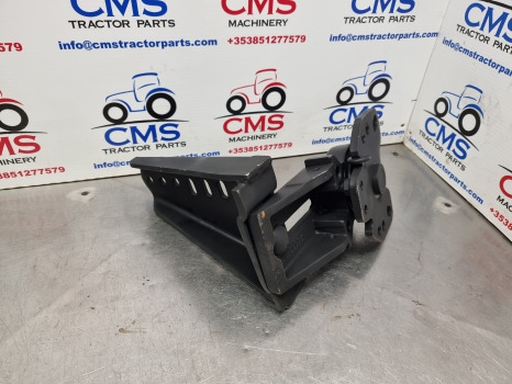 Massey Ferguson 7719, Claas, Mf, Front Mudguard Bracket Kit Lh 4273670m1 - Крыло: фото 4 Massey Ferguson 7719, Claas, Mf, Front Mudguard Bracket Kit Lh 4273670m1 - Крыло: фото 4