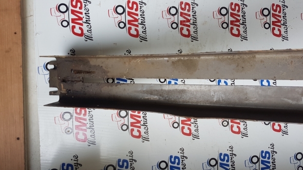 Massey Ferguson 8140,8150 Or 8160 4 Wheel Drive Shaft Cover 3712089m91 - Приводный вал для Тракторов: фото 3 Massey Ferguson 8140,8150 Or 8160 4 Wheel Drive Shaft Cover 3712089m91 - Приводный вал для Тракторов: фото 3