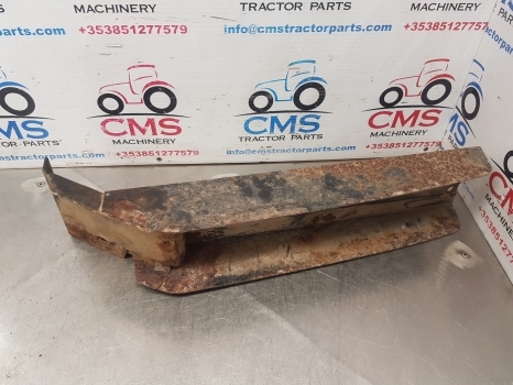 Mccormick Mc115, Case Cx50, Cx70 Mx Maxxum170 Mudguard Support Lhs 246769a3 - Крыло для Тракторов: фото 4 Mccormick Mc115, Case Cx50, Cx70 Mx Maxxum170 Mudguard Support Lhs 246769a3 - Крыло для Тракторов: фото 4