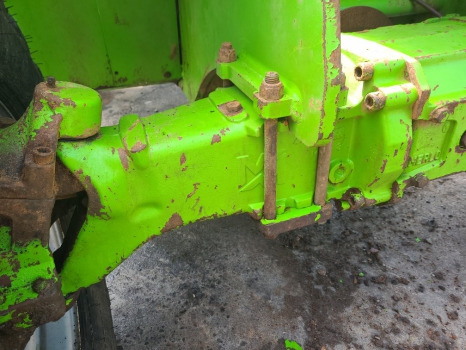 Merlo P28.7 Kt Front Axle Housing Rhs 47651 - Передняя ось для Телескопических погрузчиков: фото 1 Merlo P28.7 Kt Front Axle Housing Rhs 47651 - Передняя ось для Телескопических погрузчиков: фото 1