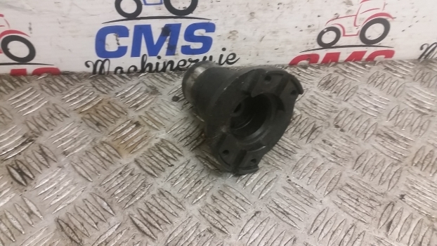 New Holland T5.100, T5.110, T5.120 4wd Propeller Shaft Hub 47669813 - Карданный вал для Тракторов: фото 2 New Holland T5.100, T5.110, T5.120 4wd Propeller Shaft Hub 47669813 - Карданный вал для Тракторов: фото 2