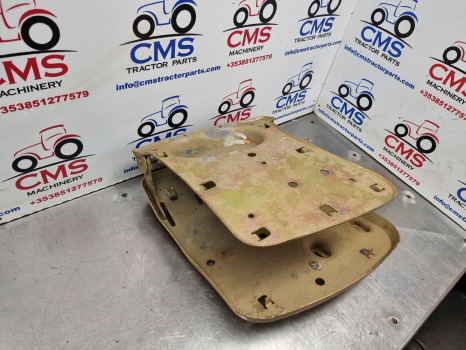 New Holland T6, T7, Tsa, T6000 Ser, T7000, Passenger Seat Frame 84250410 - Сиденье: фото 2 New Holland T6, T7, Tsa, T6000 Ser, T7000, Passenger Seat Frame 84250410 - Сиденье: фото 2