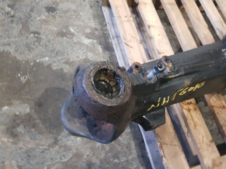 Передняя ось New Holland T6000 Series T6010 Delta Front Axle Housing Beam 84180939: фото 6