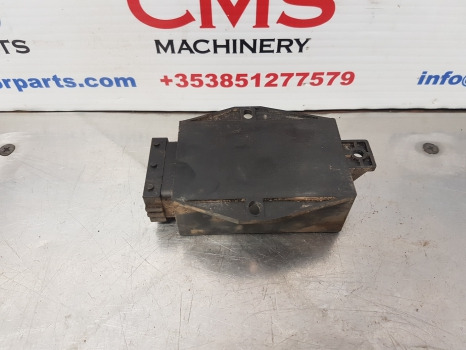 New Holland T7040, T7000, Tsa, Mxm, Mxu, Maxxum, Flasher Unit 87373529 - Электрическая система для Сельскохозяйственной техники: фото 4 New Holland T7040, T7000, Tsa, Mxm, Mxu, Maxxum, Flasher Unit 87373529 - Электрическая система для Сельскохозяйственной техники: фото 4