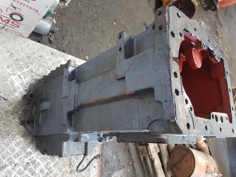 New Holland Tm, 60 Transmission Housing 5164693, 5181429, 5183646, 47125543 - Коробка передач: фото 5 New Holland Tm, 60 Transmission Housing 5164693, 5181429, 5183646, 47125543 - Коробка передач: фото 5